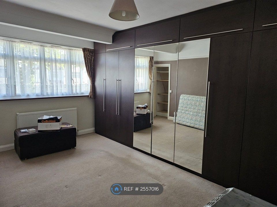 Property photo 1 of 3