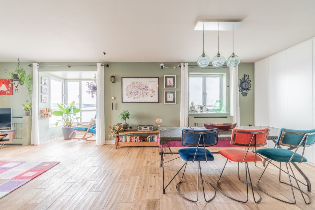 Property photo 1 of 25 4851571