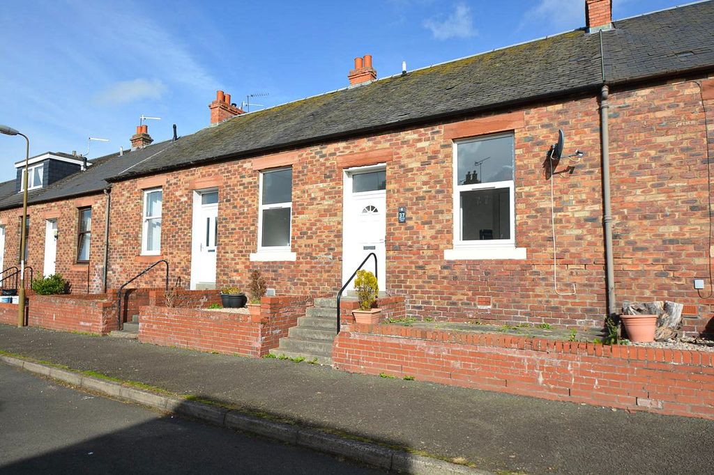 Property photo 1 of 16 5571231