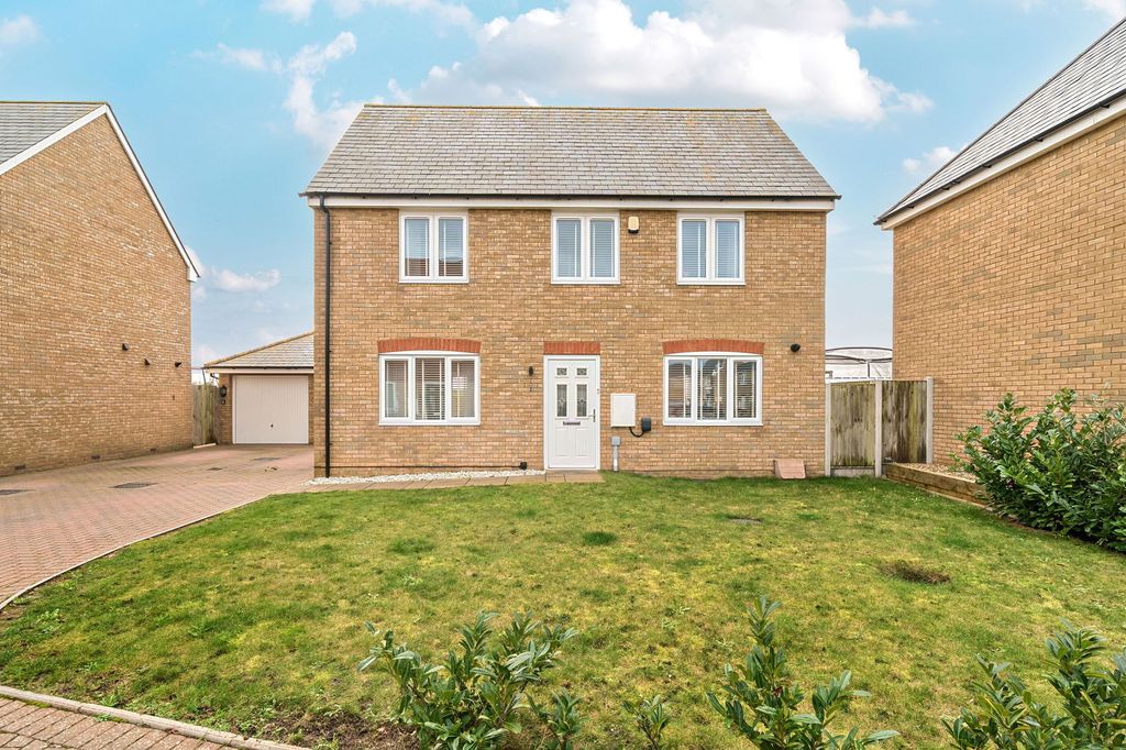 Property photo 1 of 21