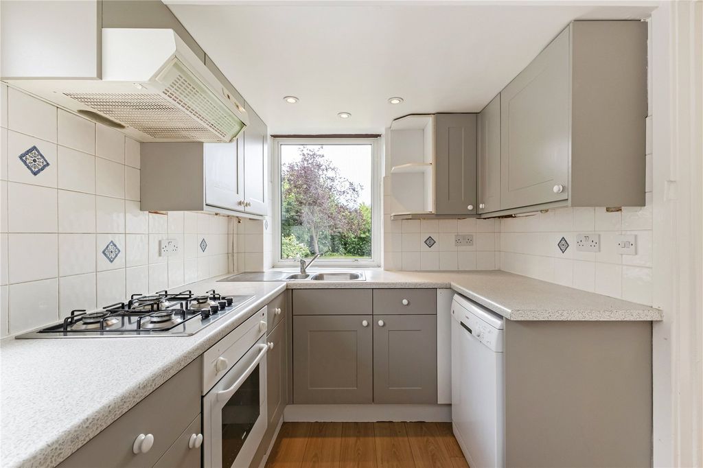 Property photo 2 of 14 Kitchen