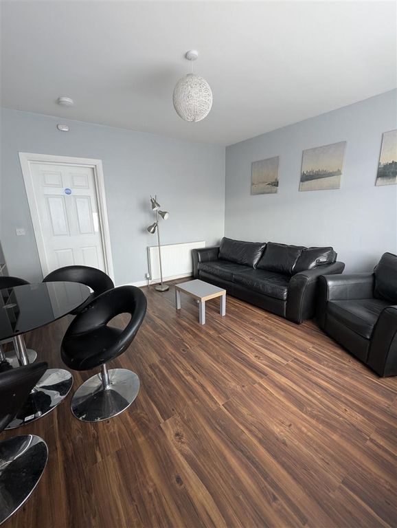 Property photo 1 of 13 1000046327.Jpg