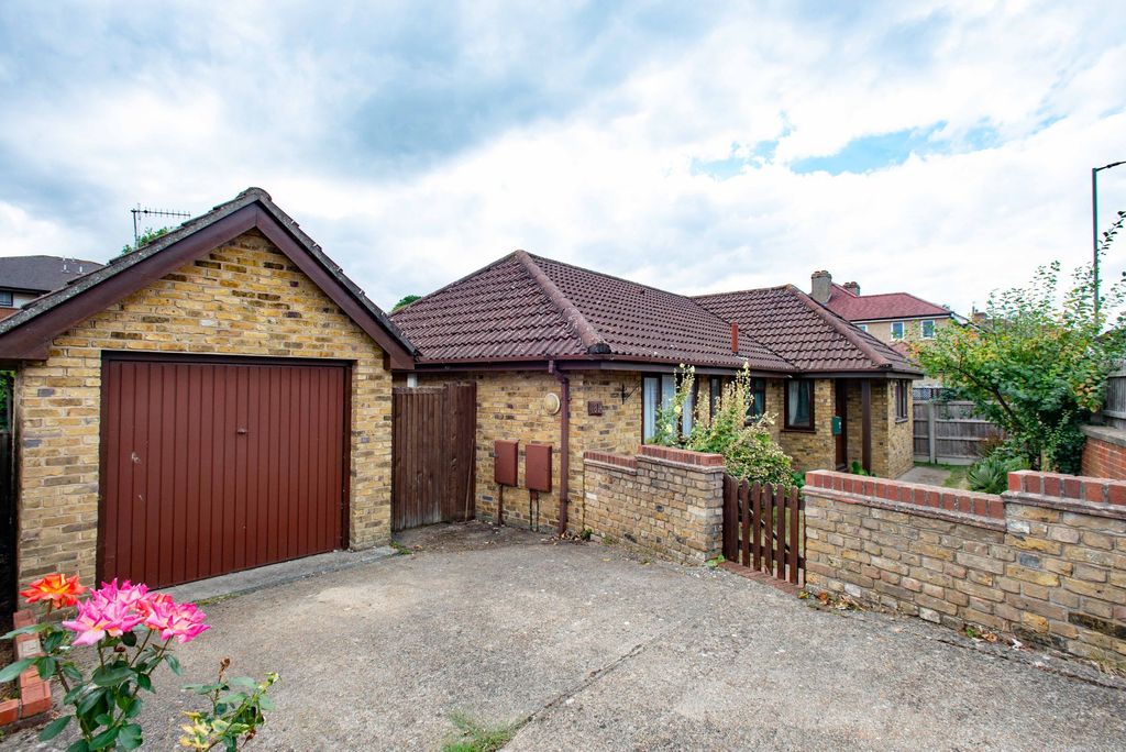 Property photo 1 of 15