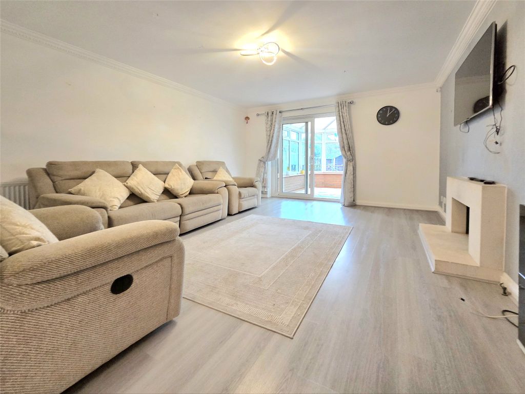 Property photo 3 of 14 Picture No. 12