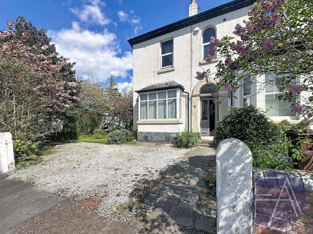 Property photo 2 of 25 5110013