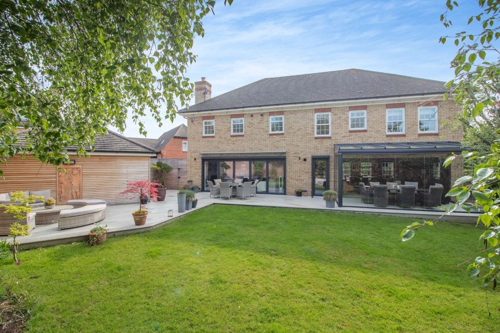 Property photo 2 of 18 Picture No. 03