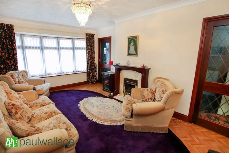 Property photo 2 of 14 Lounge
