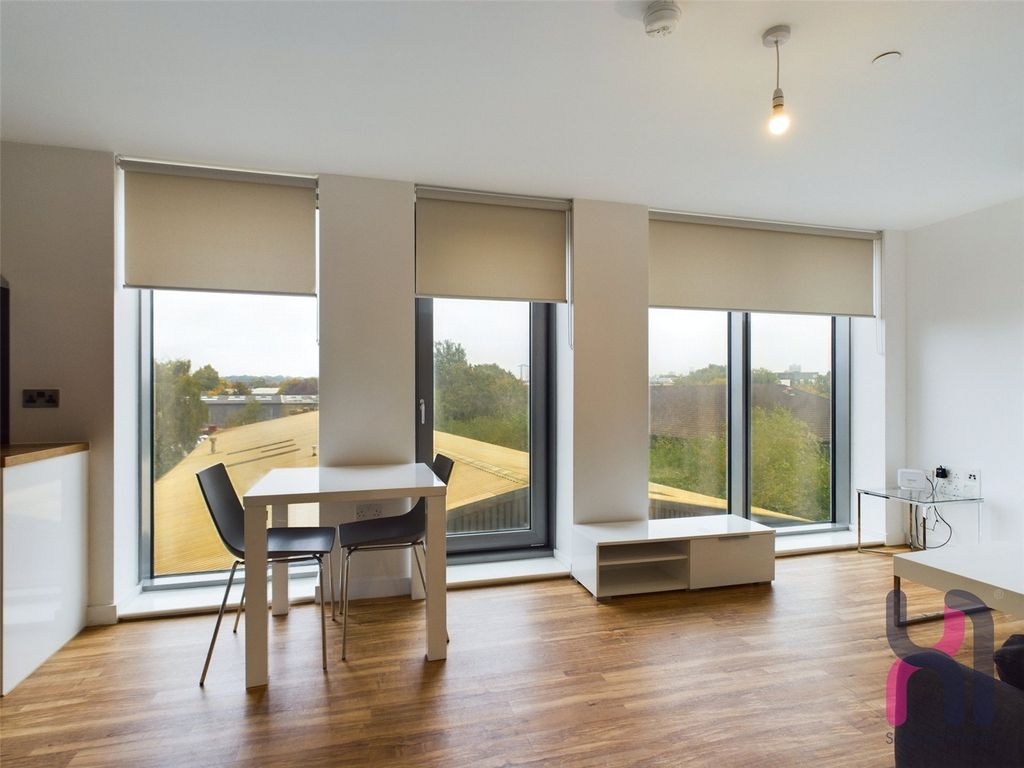 Property photo 3 of 26 Picture No. 11