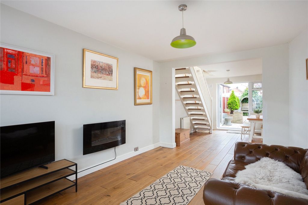 Property photo 2 of 13 Photos