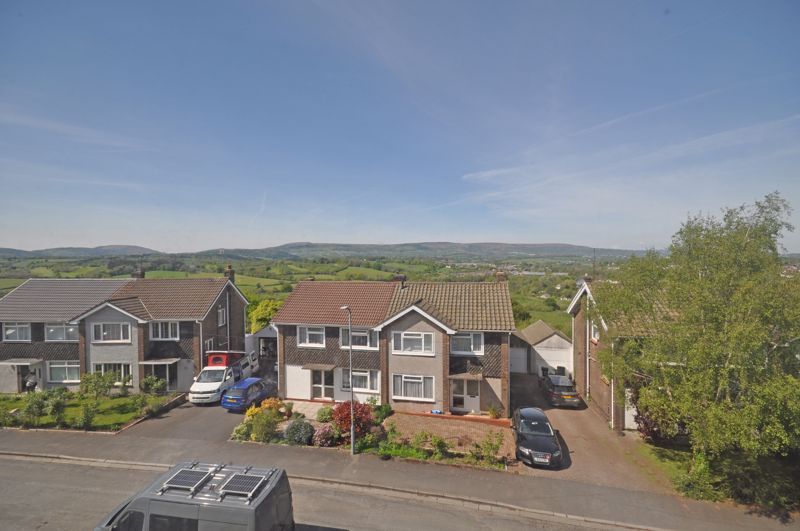 Property photo 2 of 11 Photo 2