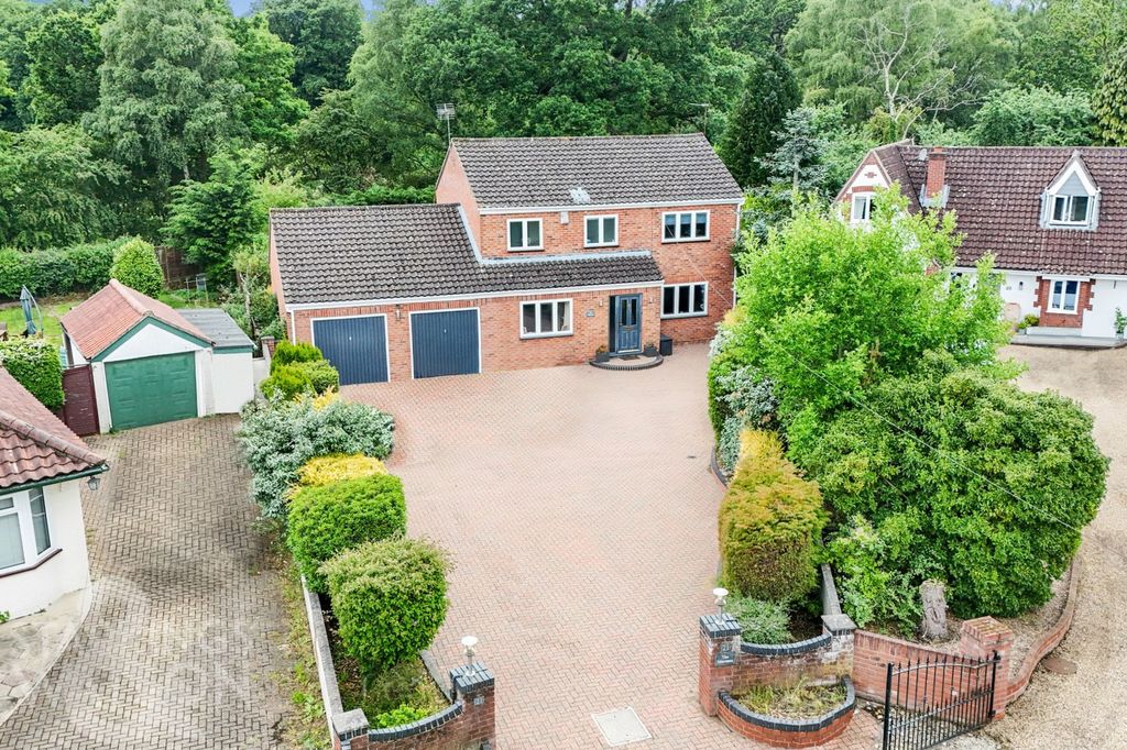 Property photo 1 of 23