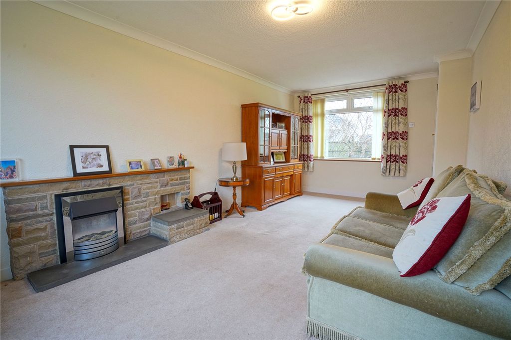 Property photo 2 of 14 Picture No. 07