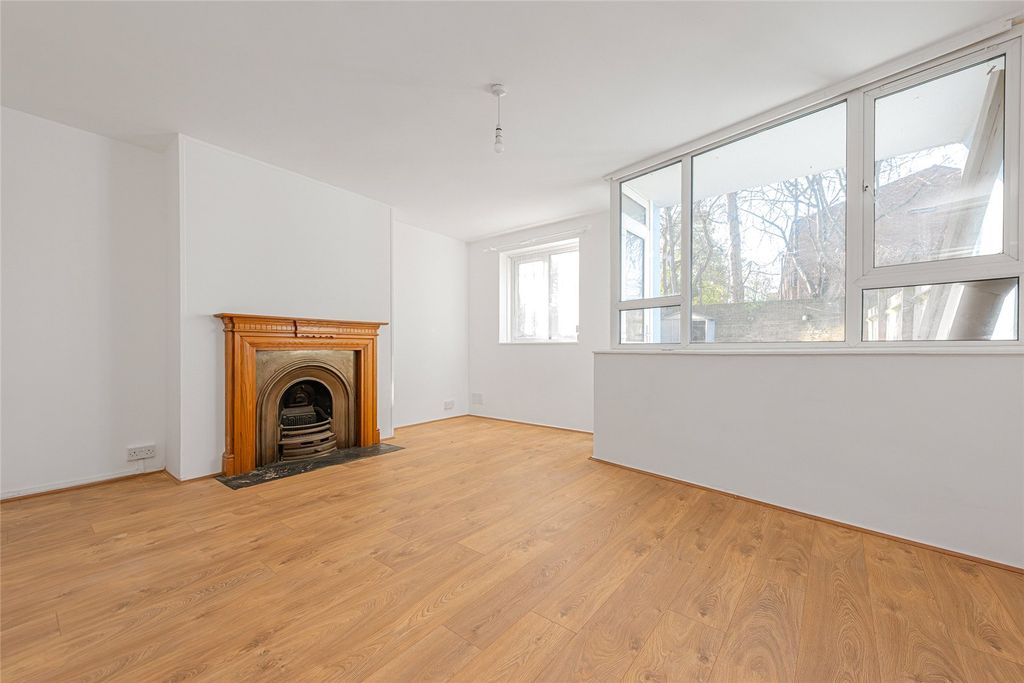 Property photo 1 of 8 Picture No. 01