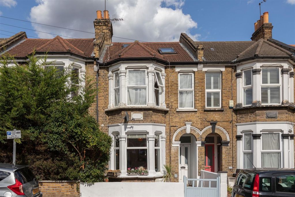 Property photo 1 of 23 Francis Road, E10