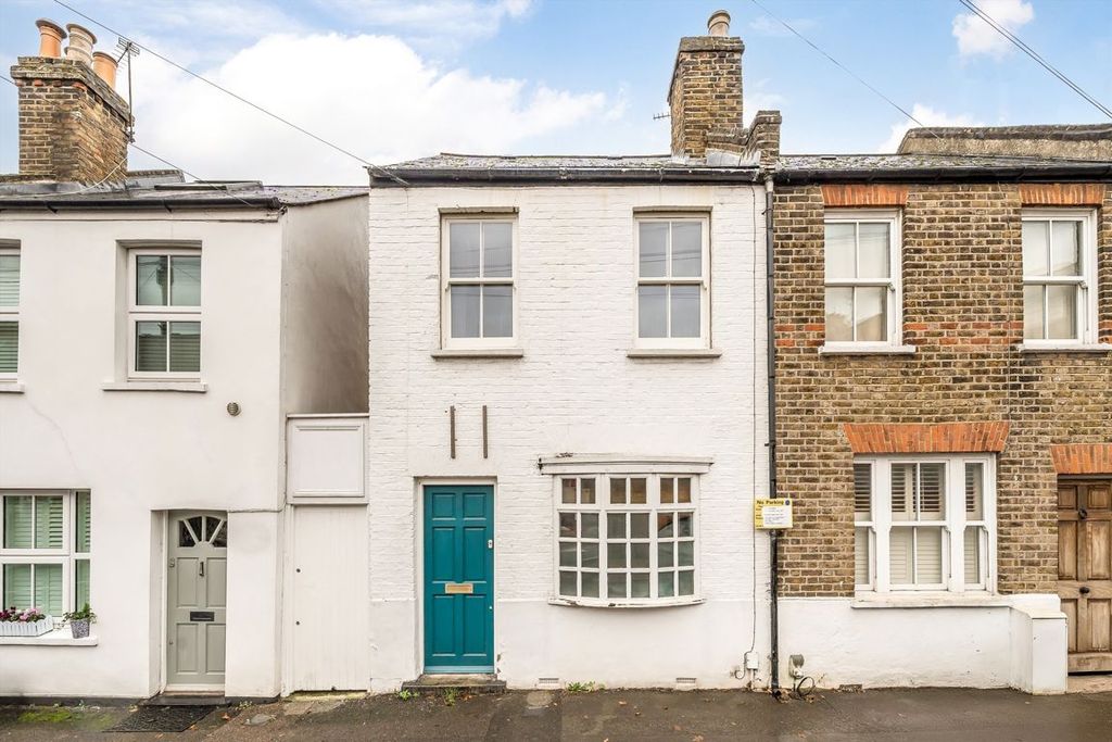 Property photo 1 of 5