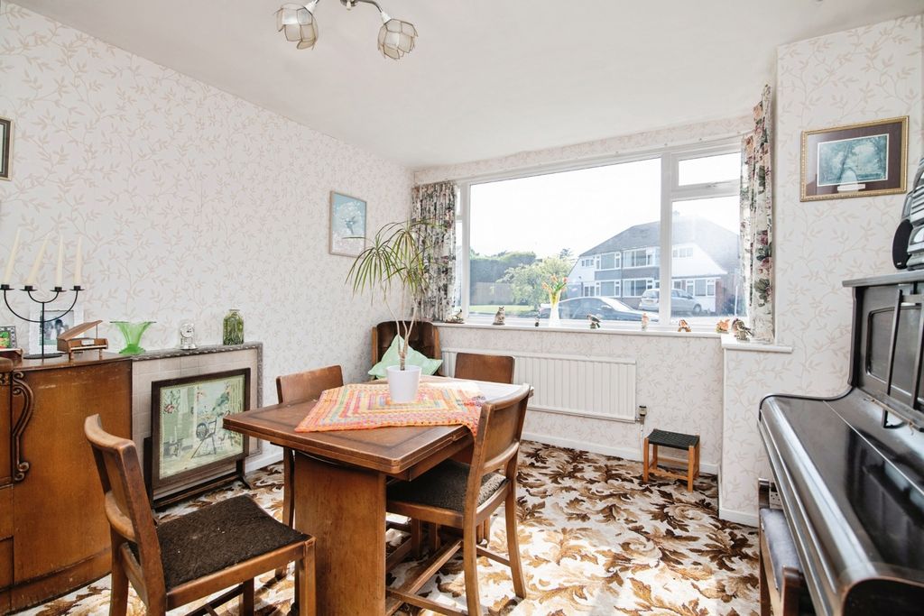 Property photo 2 of 25 Pbox-Img.Jpg