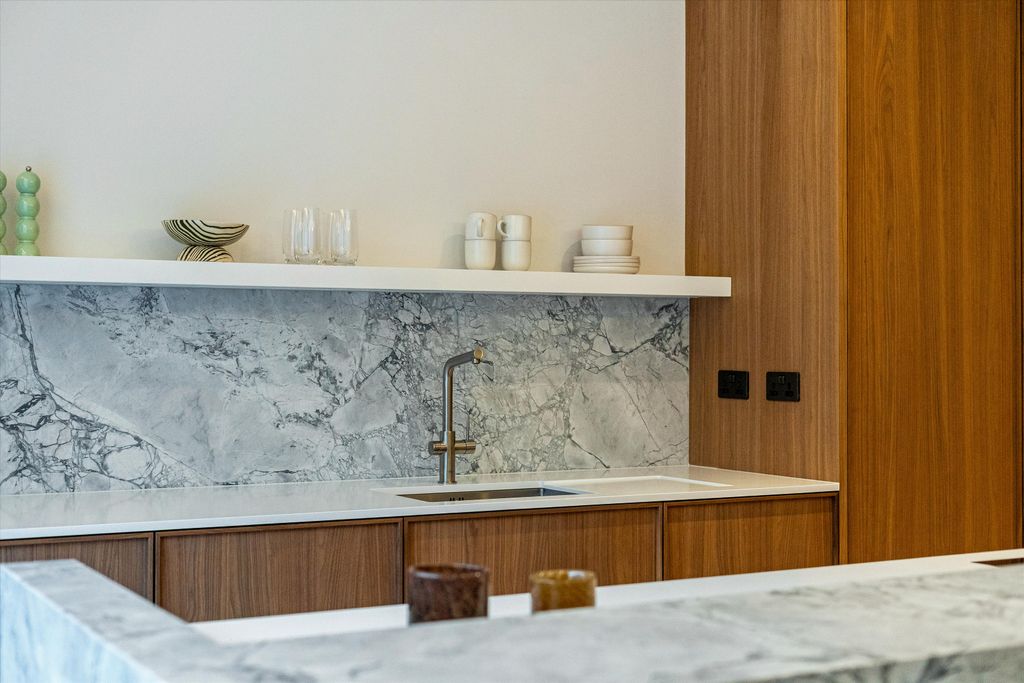 Property photo 2 of 29 Image