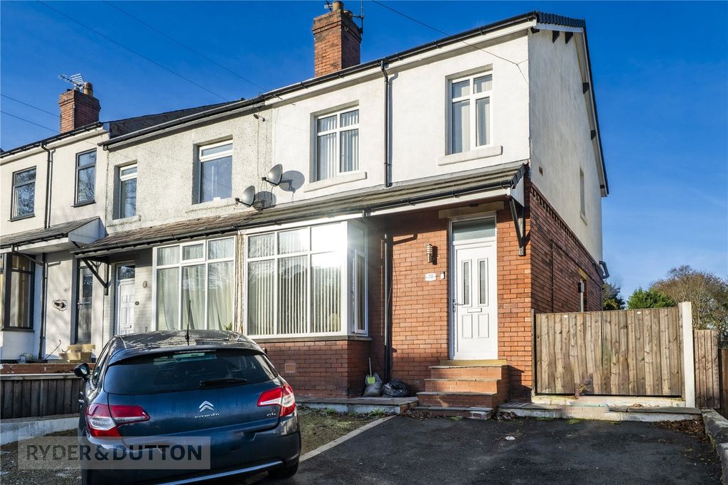 Property photo 1 of 20 Front