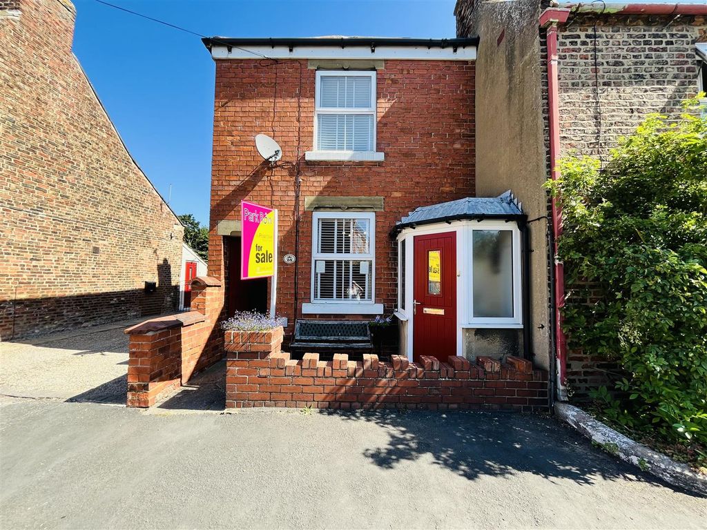 Property photo 2 of 19