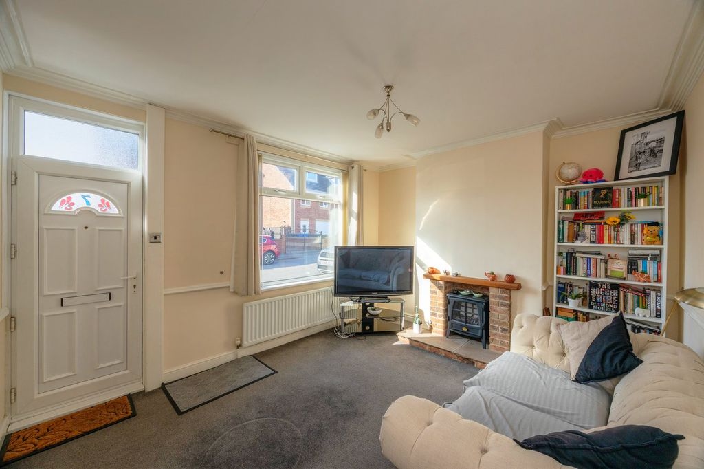 Property photo 2 of 15