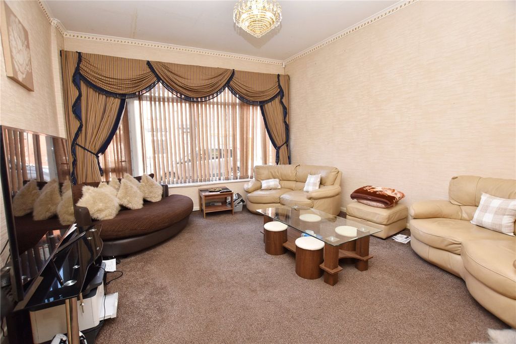 Property photo 3 of 12 Picture No. 53