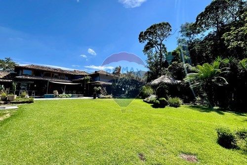 Property photo 1 of 70