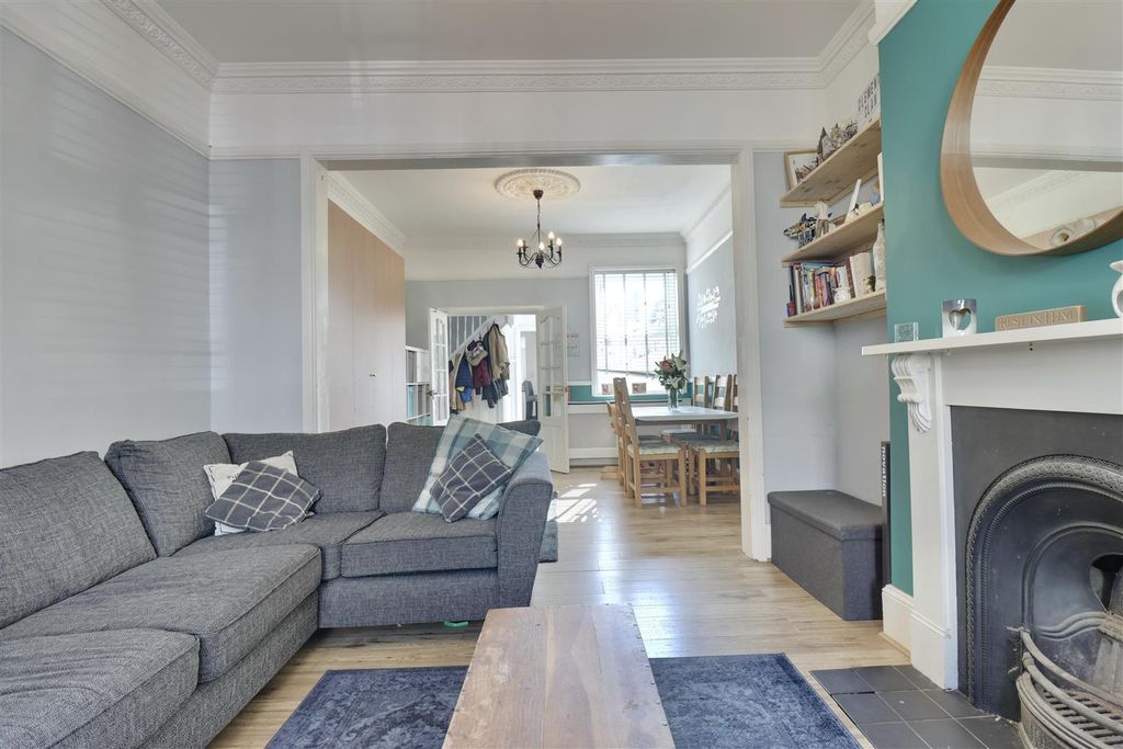 Property photo 2 of 15 4724Ec57-0E75-4D2A-A5F0-85212D052Ea8_1_201_A.Jpeg