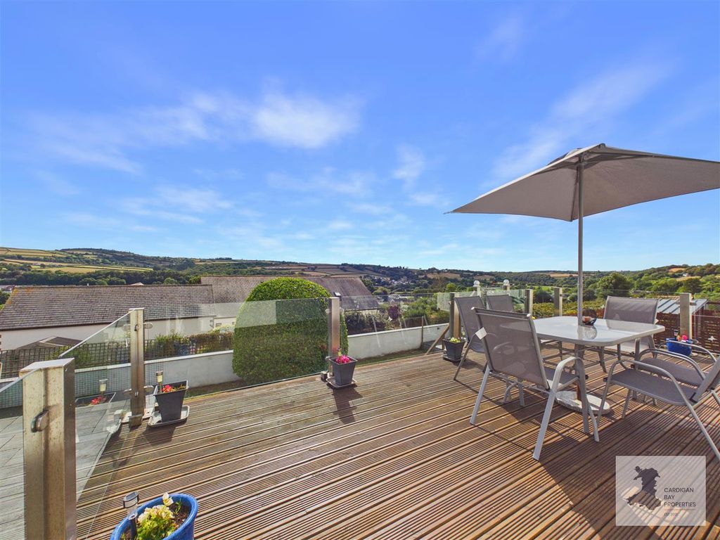 Property photo 2 of 39 Decking From Lounge