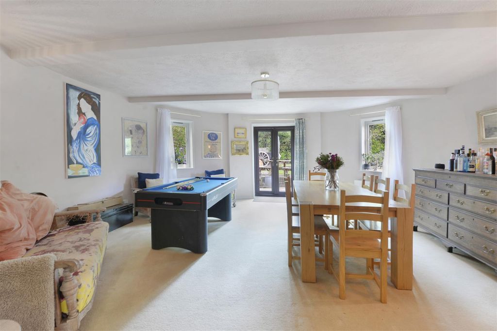 Property photo 3 of 29 Manoroast08.Jpg