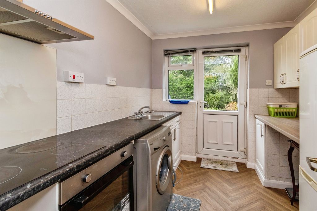 Property photo 3 of 7