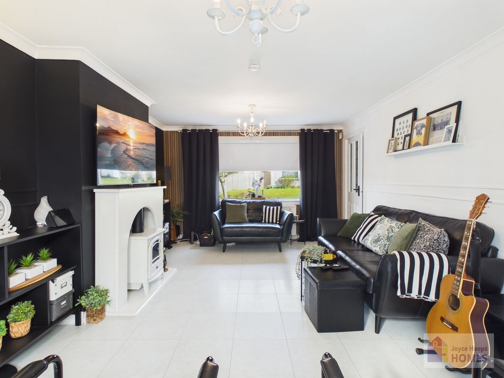 Property photo 3 of 24