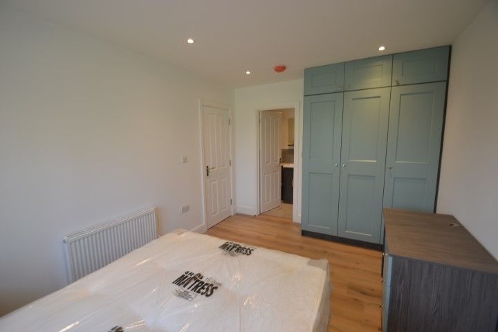 Property photo 1 of 9 1 Bedroom Bedsit For Rent