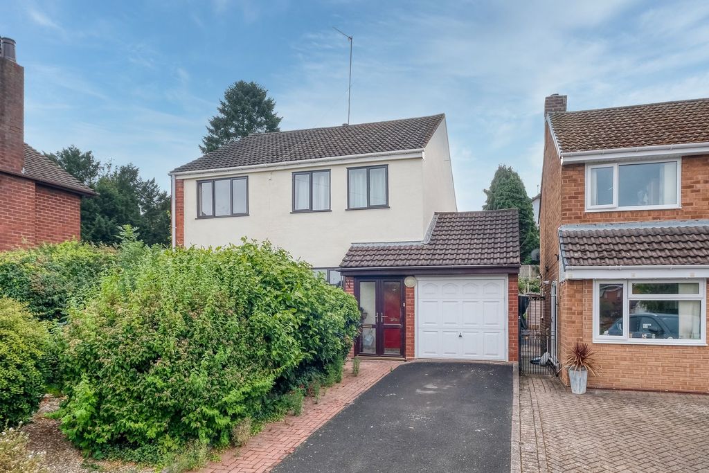 Property photo 1 of 18