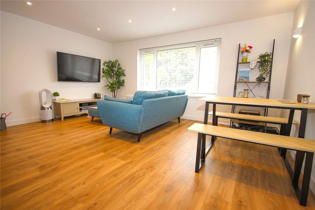 Property photo 2 of 10 Picture No. 02
