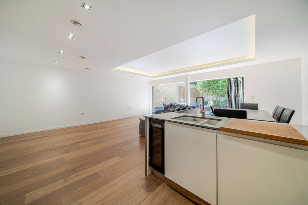 Property photo 2 of 15 1501046 (13)