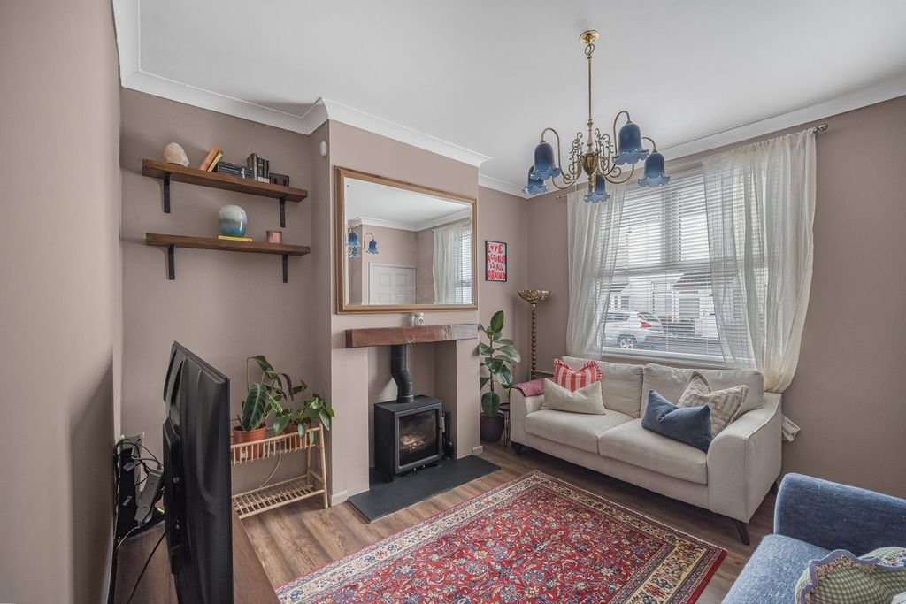 Property photo 1 of 36