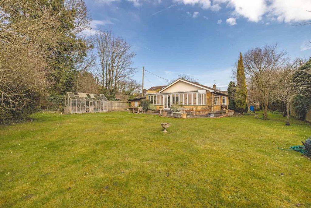 Property photo 2 of 29
