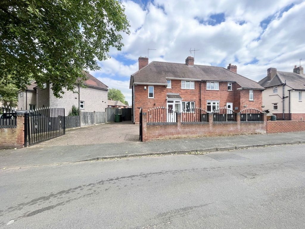 Property photo 1 of 26
