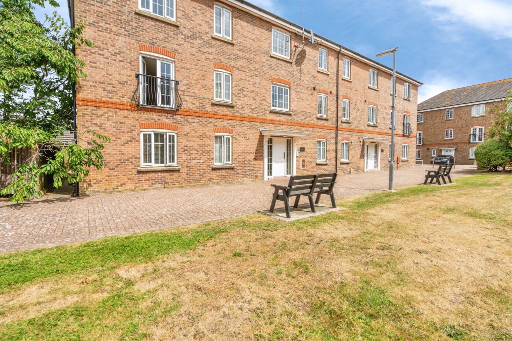 Property photo 1 of 9
