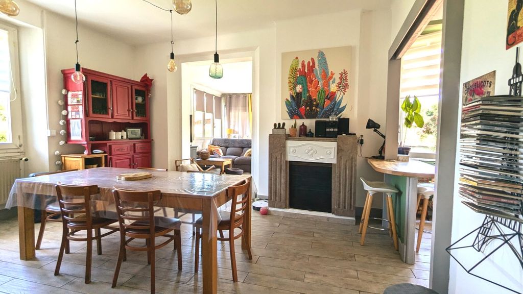 Property photo 2 of 26