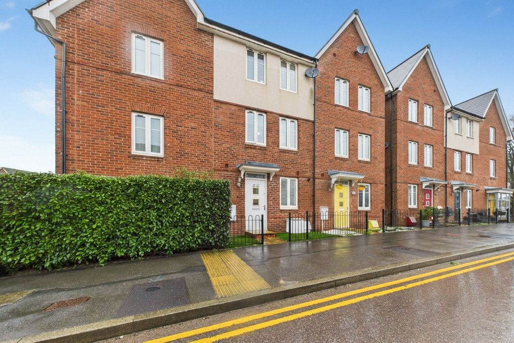 Property photo 1 of 11 Picture No. 01