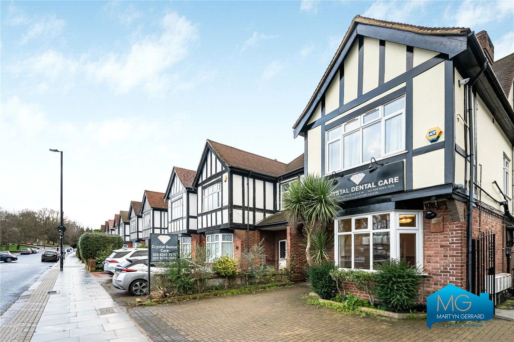 Property photo 3 of 12 Picture No. 25