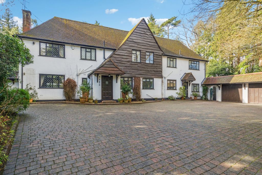 Property photo 1 of 6