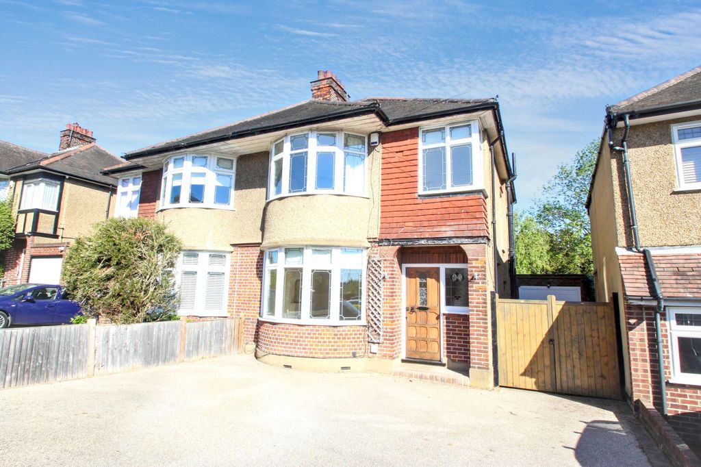 Property photo 1 of 33