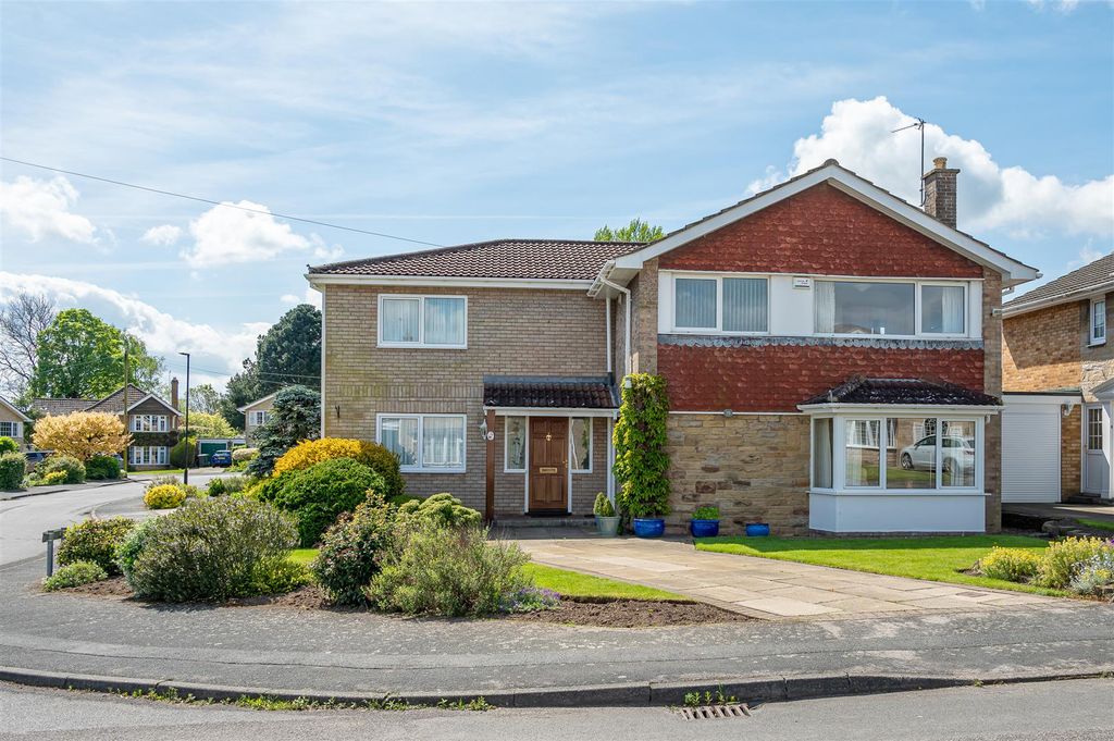 Property photo 2 of 22