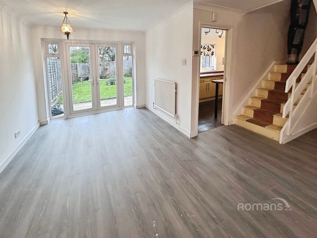 Property photo 3 of 12 Pbox-Img.Jpg