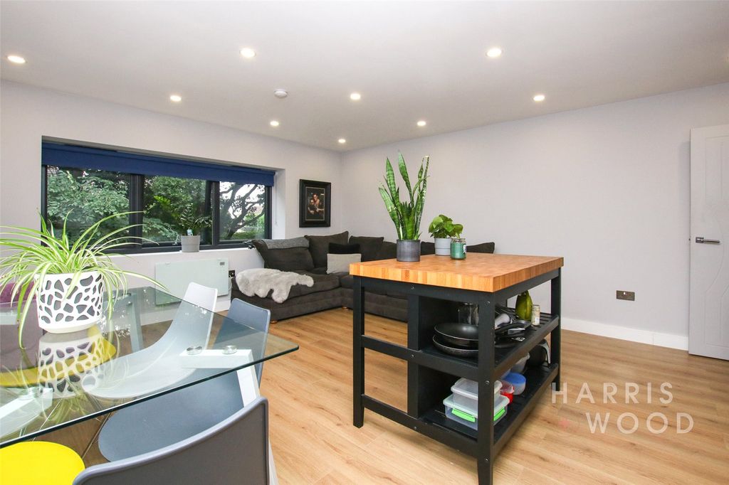 Property photo 3 of 14 Picture No. 07