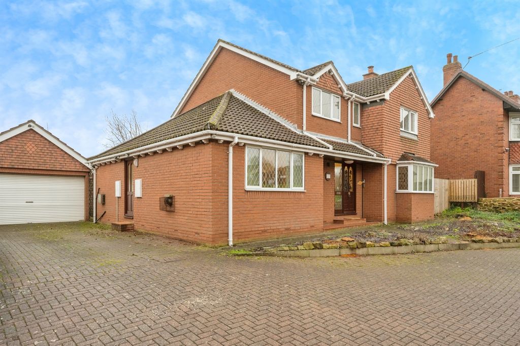 Property photo 1 of 26