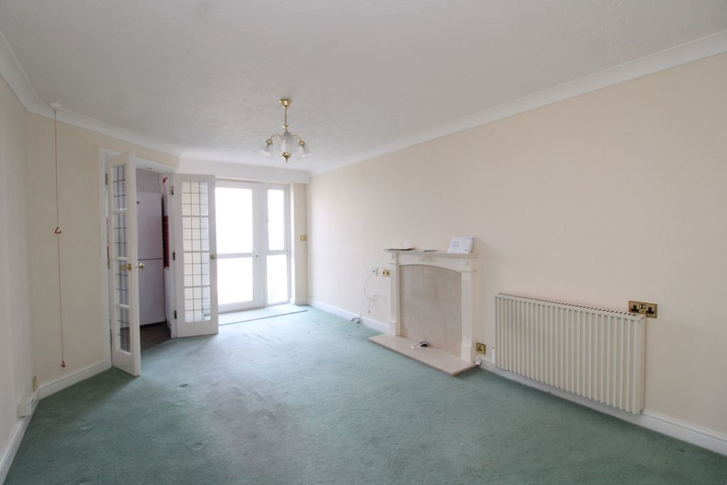 Property photo 3 of 14