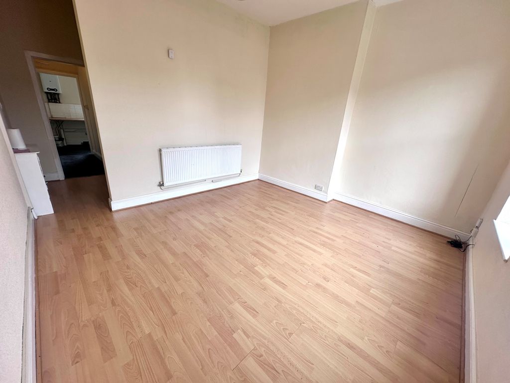 Property photo 3 of 13 Image